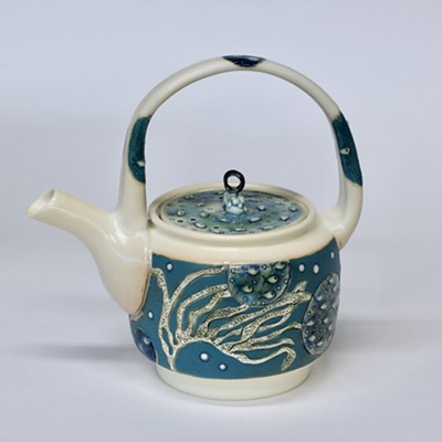 teapot by Loryn White